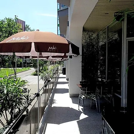 Ibis Styles 3*