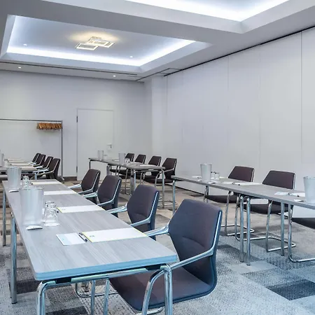 ホテル Ibis Styles 3*